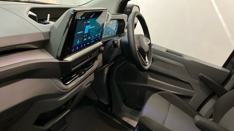 Volkswagen Transporter T32 Swb Diesel 2.0 TDI 170 Commerce Pro Van Auto